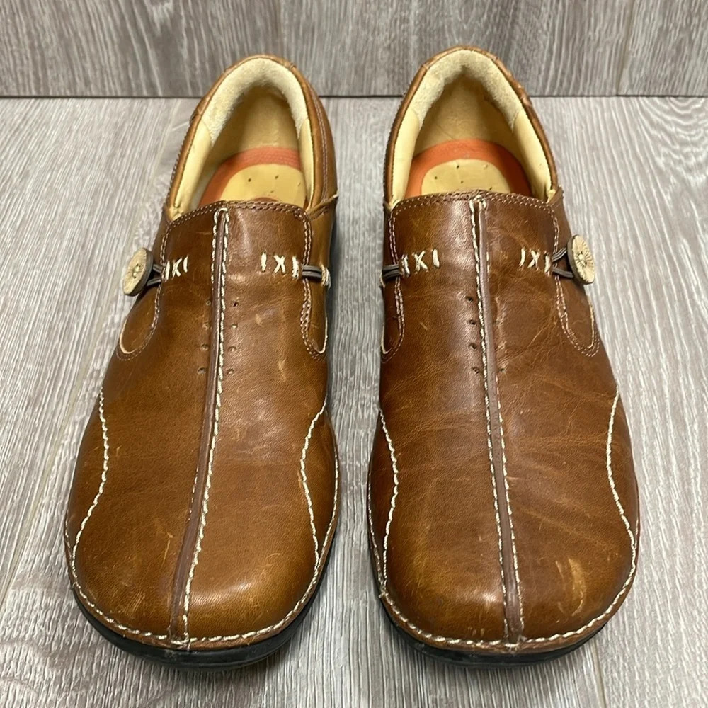 Clarks Unstructured Un.Loop Slip On Brown Leather… - image 2